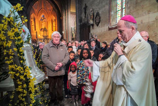 Fonderie Cornille Havard : Près de Rennes, les trois cloches de la future église ont été bénies 