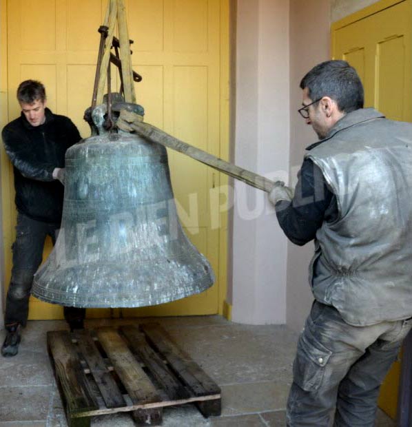 SAS PRÊTRE et Fils : Varois-et-Chaignot : la cloche de l’église Saint-André, réparée, est de retour   